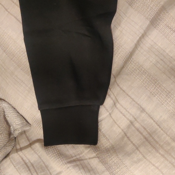 New! Fila black front zipper closure long sleeves sz L sweater - Picture 10 of 11